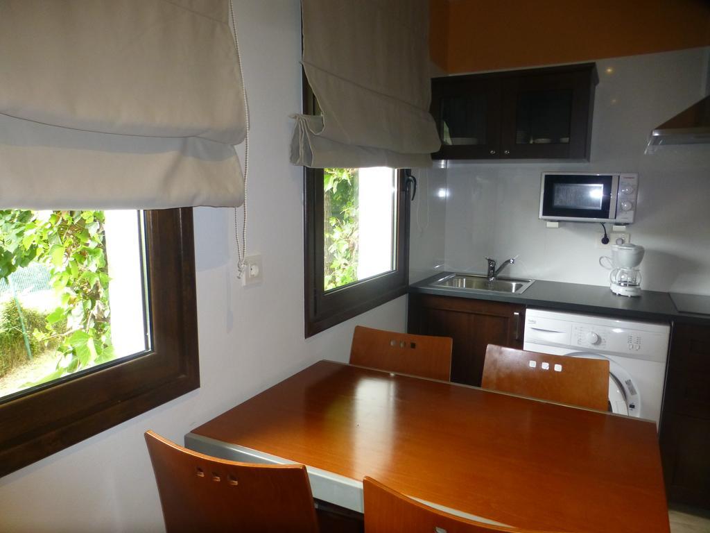La Casina De Torra Guest House Ribadesella Room photo